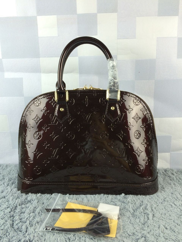 ルイヴィトンバッグ正面デザイン